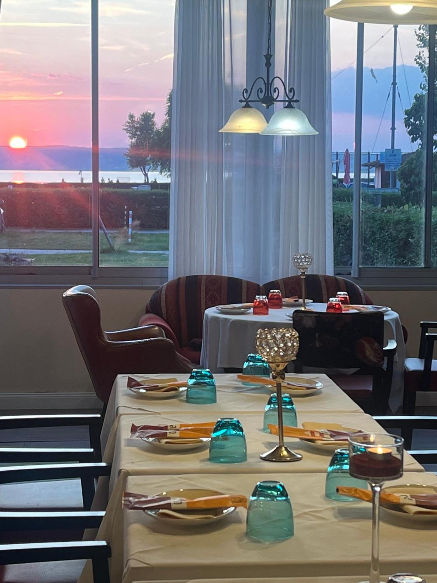 Hotel Al Faro Lodge Am See Podersdorf am See Exterior photo
