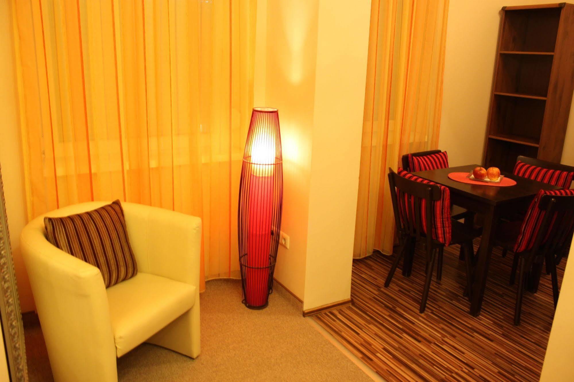 Hotel Al Faro Lodge Am See Podersdorf am See Exterior photo